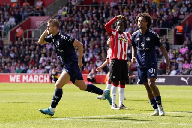 Matthijs de Ligt Shines in Manchester United’s 3-0 Victory Over Southampton: A Deep Dive into His Impact